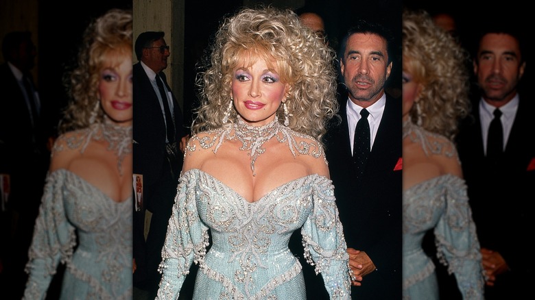 Dolly Parton with curly hair in 1989