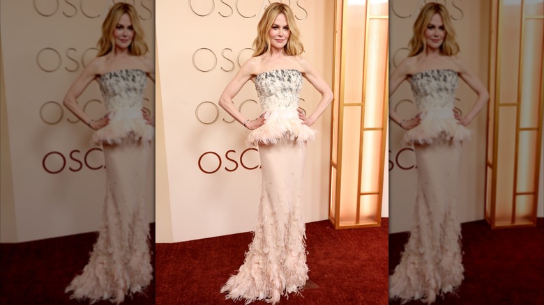 Nicole Kidman poses at the 2026 Oscars
