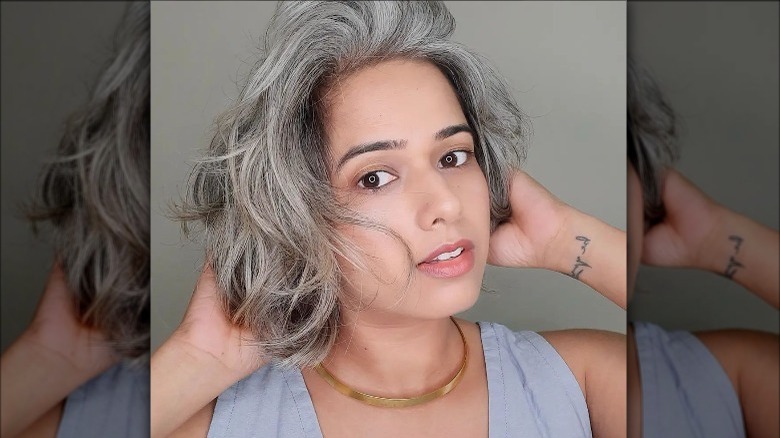 How to Highlight Gray Hair with Blonde Highlights - wide 3