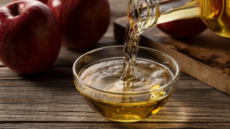 Apple cider vinegar