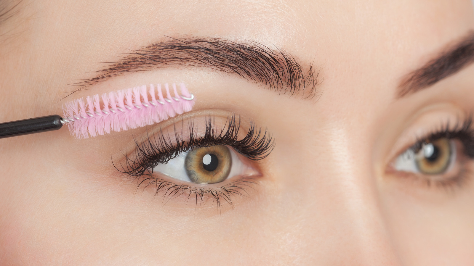 14 Foolproof Ways To Make Your Eyelash Extensions Last Longer