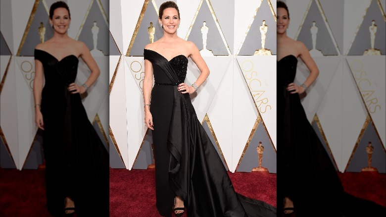 Jennifer Garner wearing black