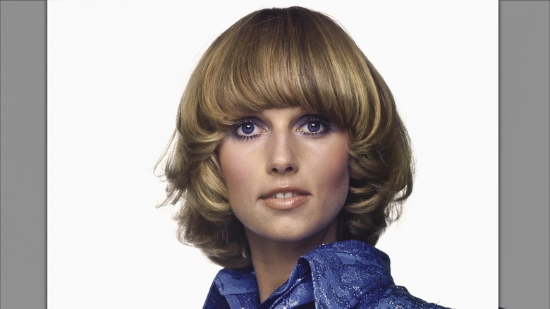 Woman with a pageboy haircut