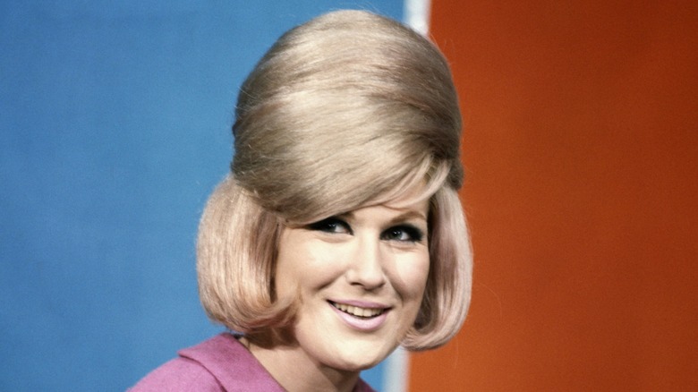Dusty Springfield with a beehive