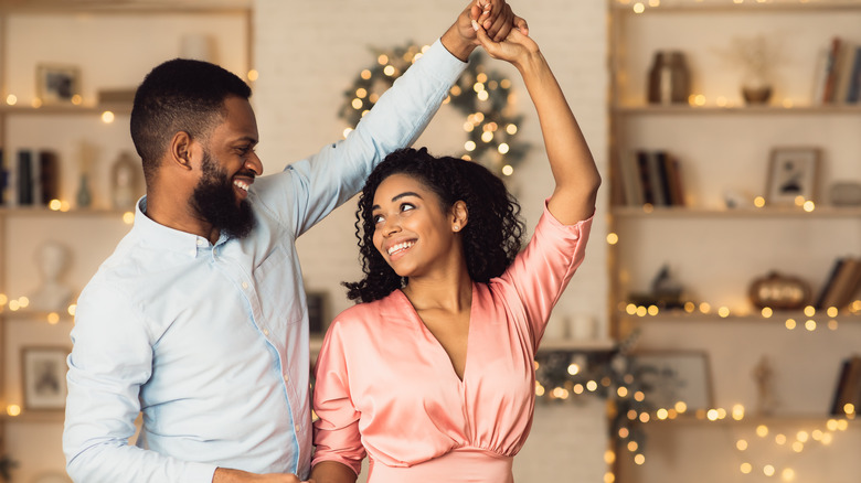 couple having date night