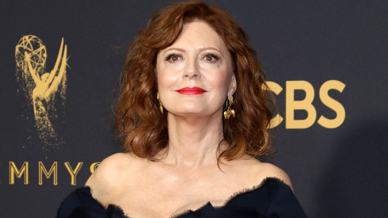 Susan Sarandon posing at Emmys