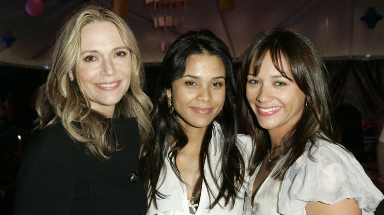 Peggy Lipton, Kidada Jones, and Rashida Jones smiling.