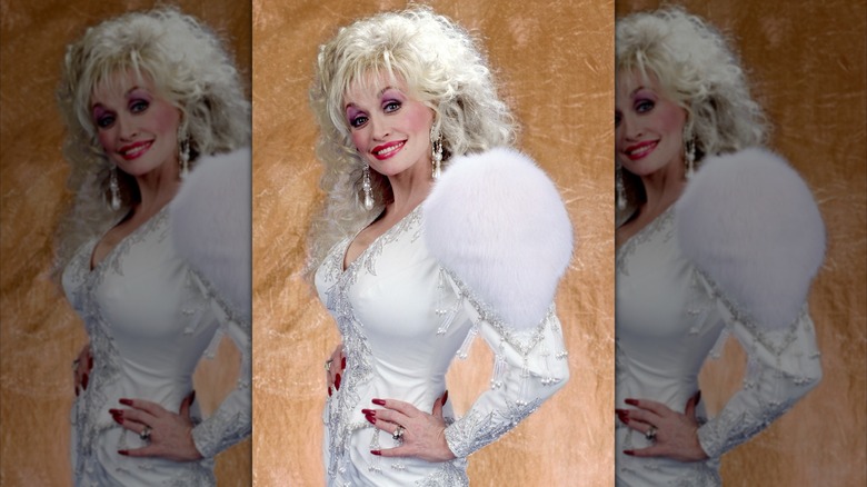 A portrait of Dolly Parton in white from 1989.