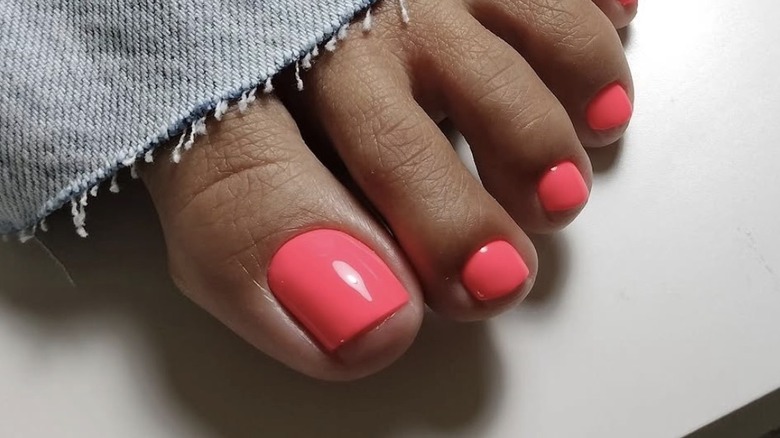 Neon pink pedicure
