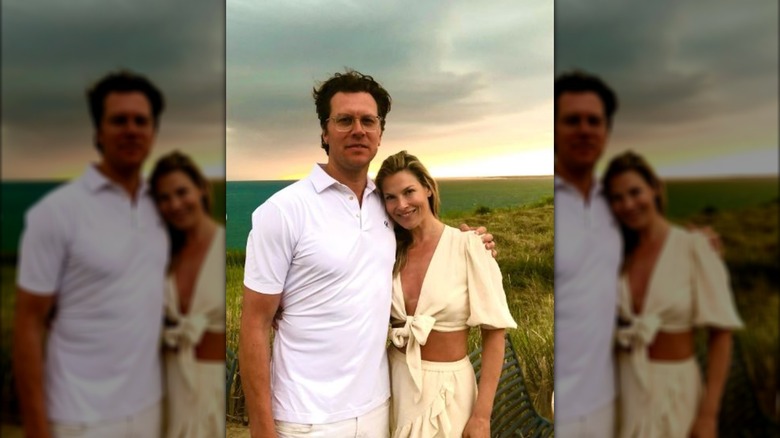 Ali Larter posing with her husband Hayes MacArthur