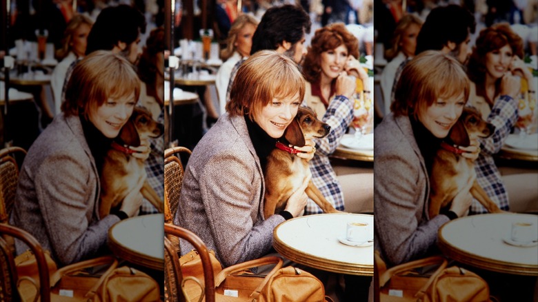 Shirley MacLaine performs during her special, "Shirley MacLaine at the Lido," Paris, France, April 26, 1979