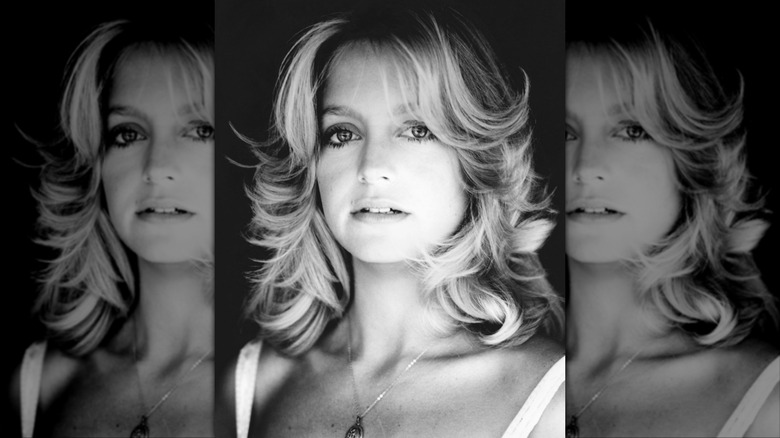 Goldie Hawn with feathered hair in 1978