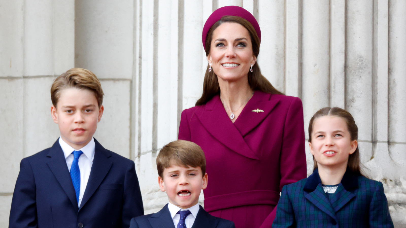 8 Sweet Snaps Of Kate Middleton And Her 3 Children That Show Off Their Love - Glam