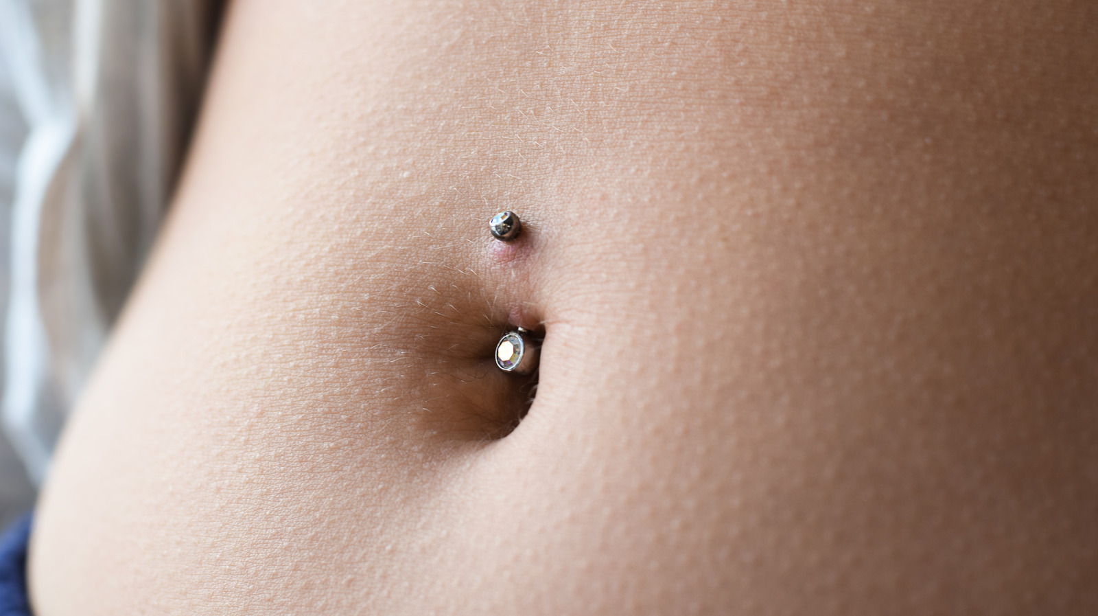 A Mall-Staple Y2K Piercing Trend Is Gearing Up For A Comeback & We're Not  Ready
