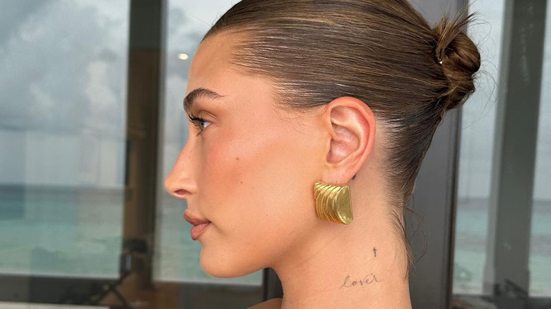 Hailey Bieber's side profile