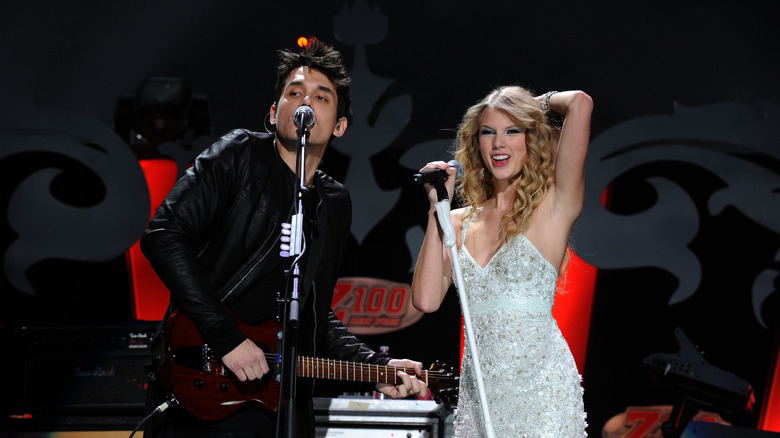 Taylor Swift and John Mayer in 2009