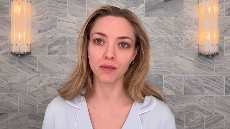 Amanda Seyfried in a video with eczema on her face.