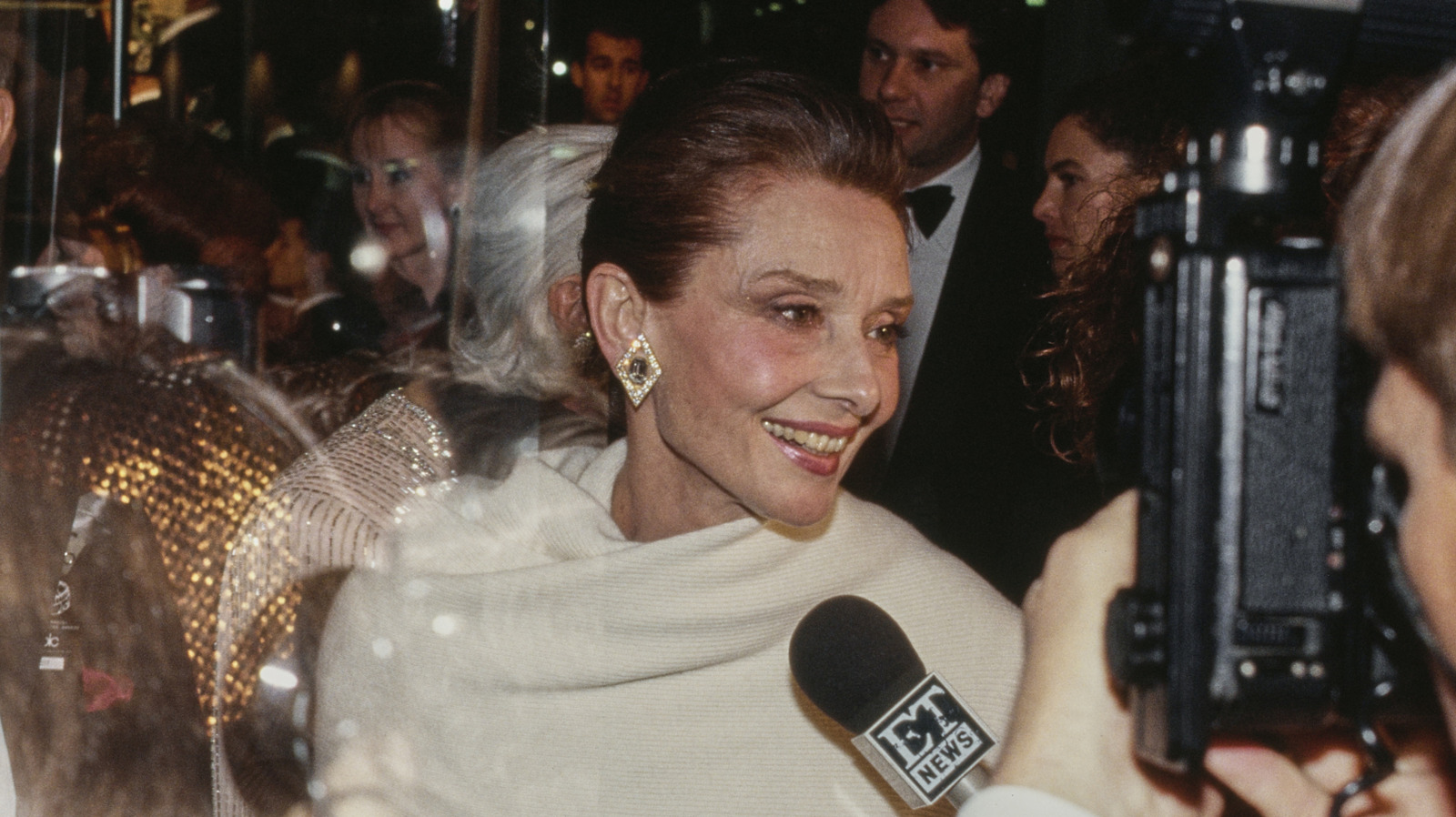 Audrey Hepburn Was Still A Total Beauty Queen In Her 60s
