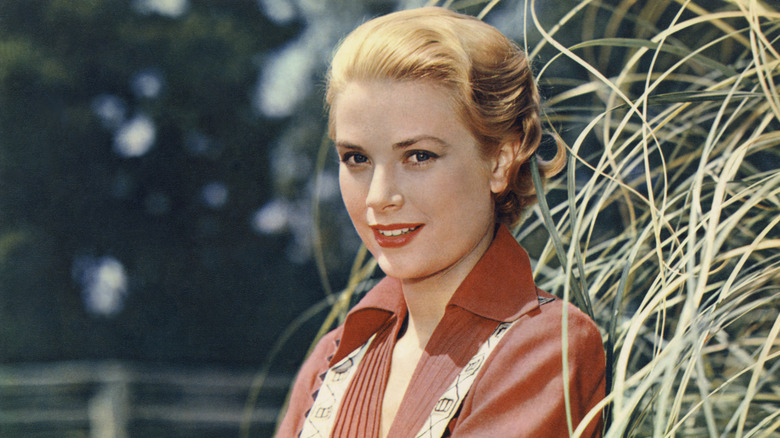 Grace Kelly on the set of "Green Fire"