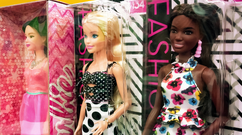 Fashionista Barbies in packaging