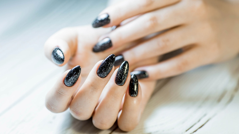 sparkly black nails