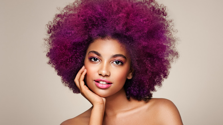 Can You Dye Your Hair While Pregnant? - Today's Parent