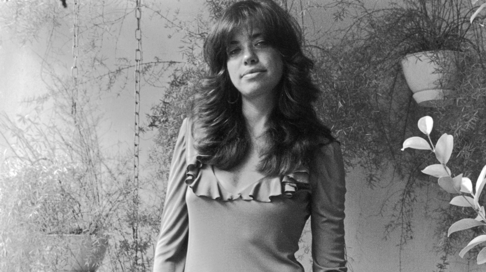Carly Simon's Best '70s Looks Completely Captured The Era