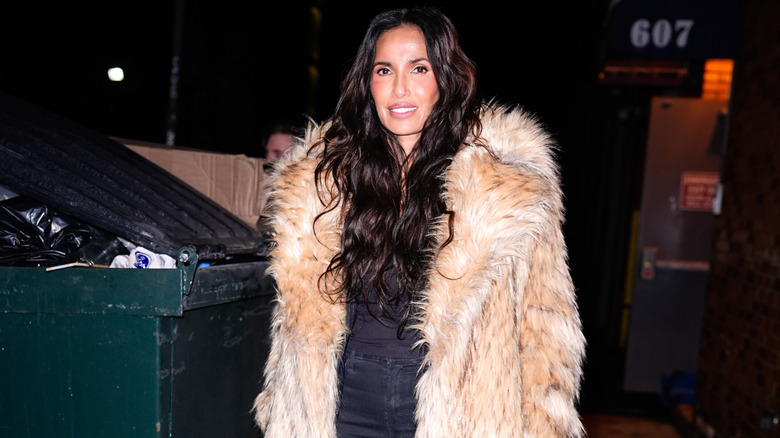 Padma Lakshmi wearing skinny jeans