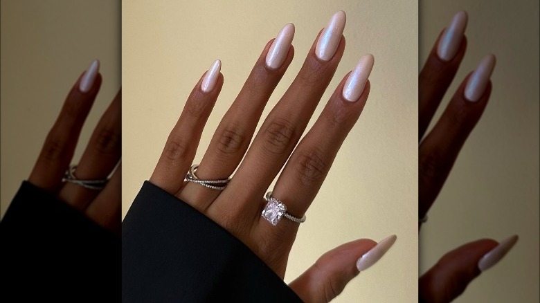 Pearl Nails Are Trending: 9 of the Best Pearl Nail Polishes | Who What Wear