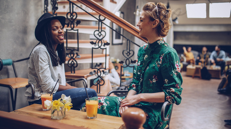 two people on a date in a coffee shop