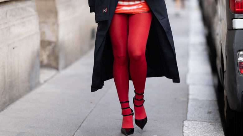 red tights with mini skirt