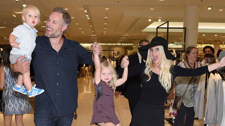 Jessica Simpson with her family