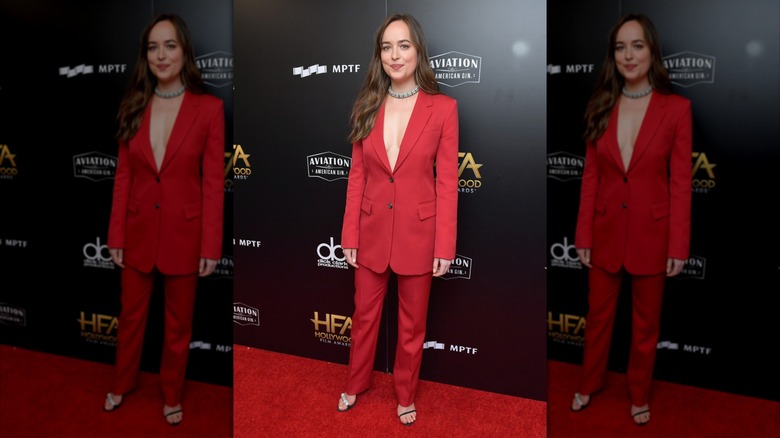 Dakota Johnson at the 2017 Hollywood Film Awards