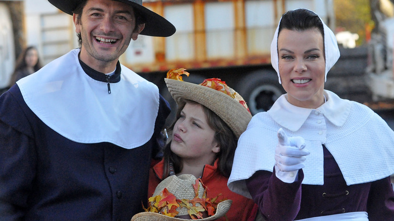 Gabriele Corcos, Evelina Corcos, and Debi Mazar at the 2011 Macy's Thanksgiving Day Parade