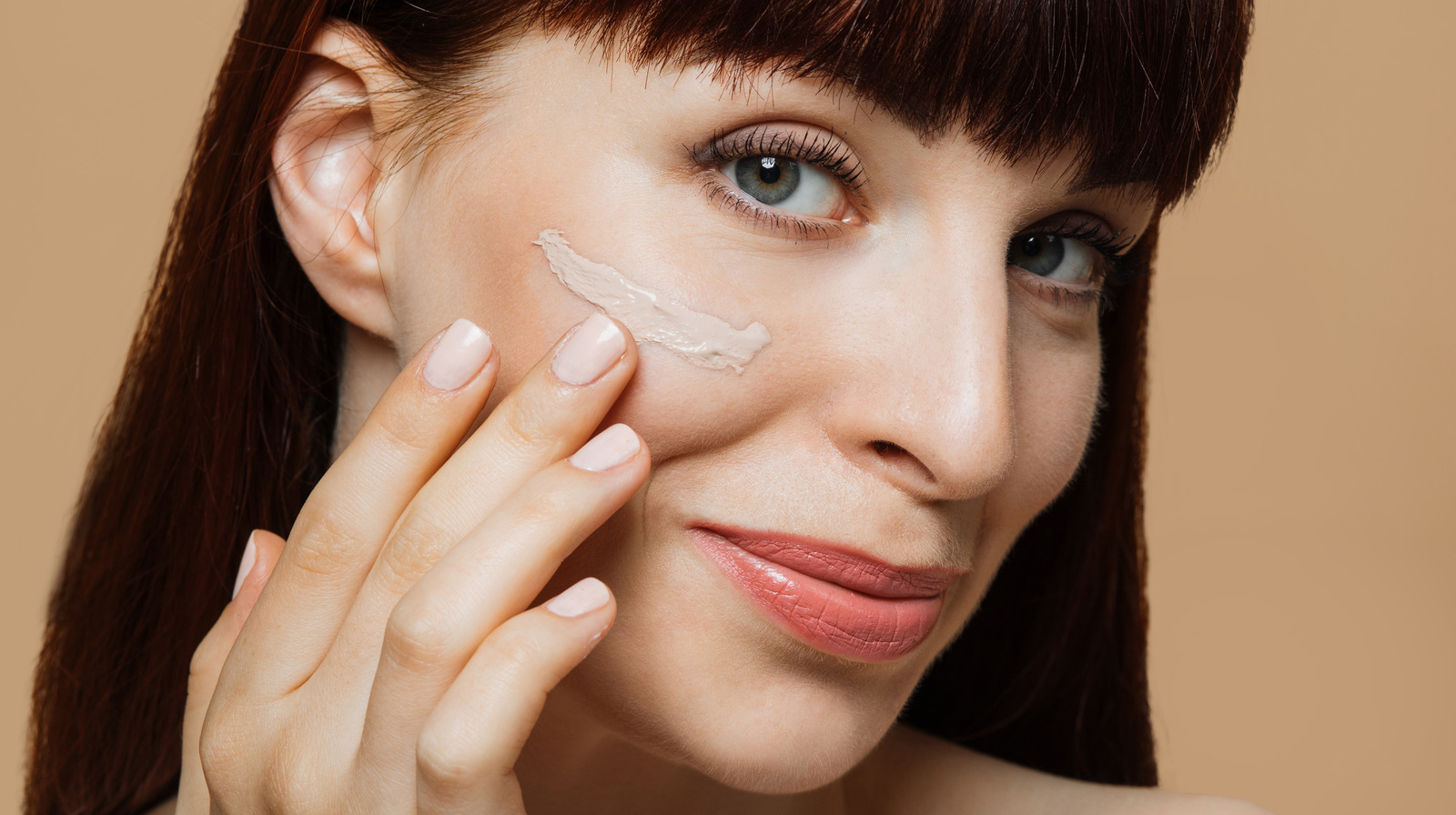 Dermatologist-Approved Ways To DIY Your Own Tinted Moisturizer picture photo