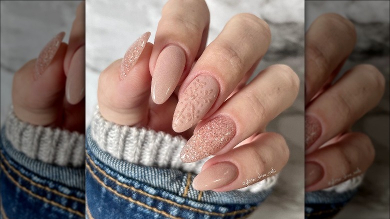 9. 25+ Stunning Dip Powder Nail Designs for 2021 - wide 3