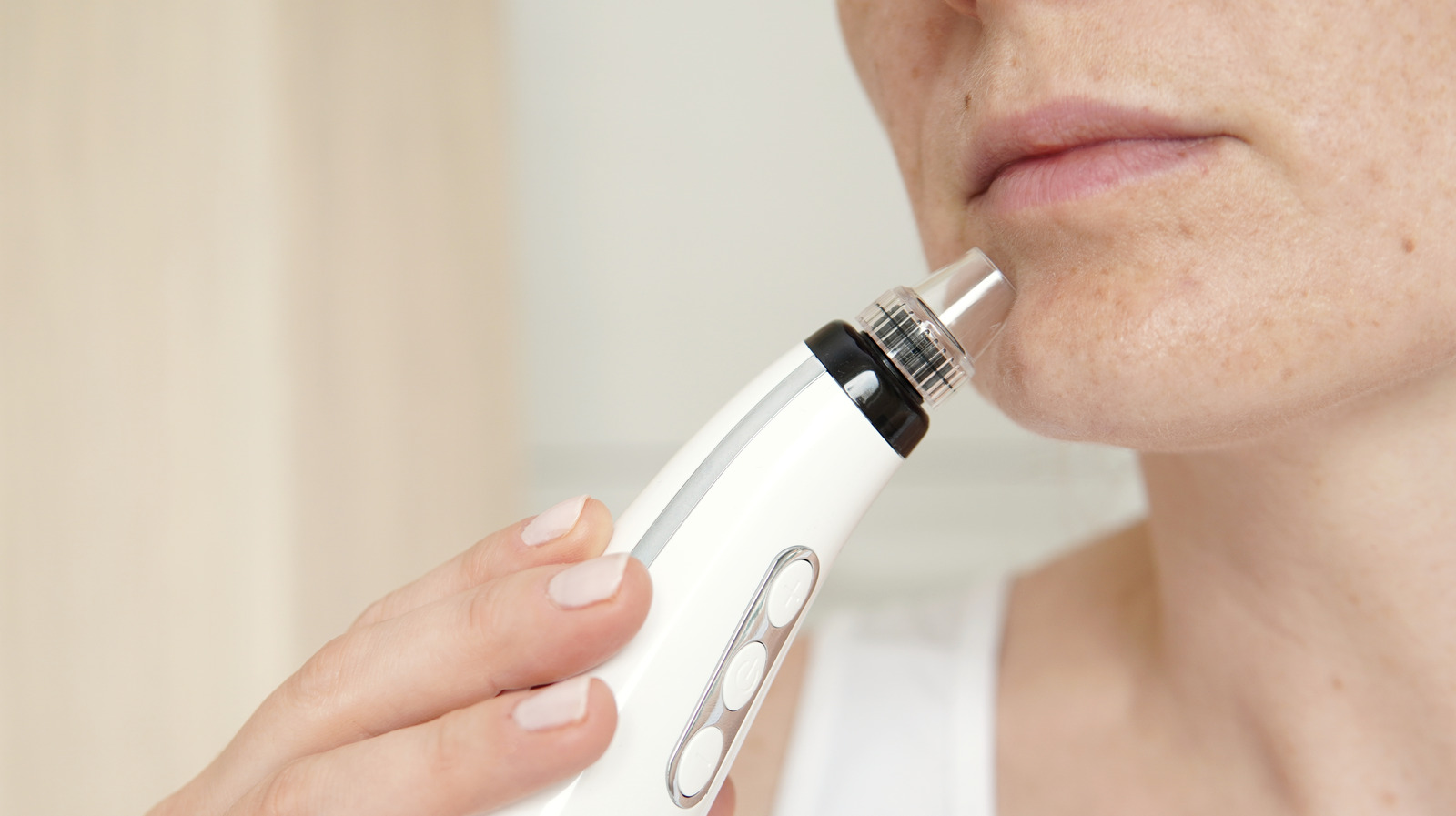 Do Pore Vacuums Actually Work?