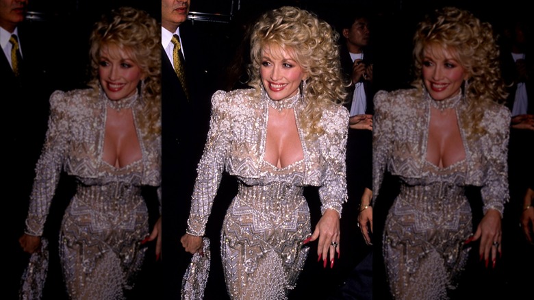 Dolly Parton at the "Steel Magnolias" premiere in 1989.