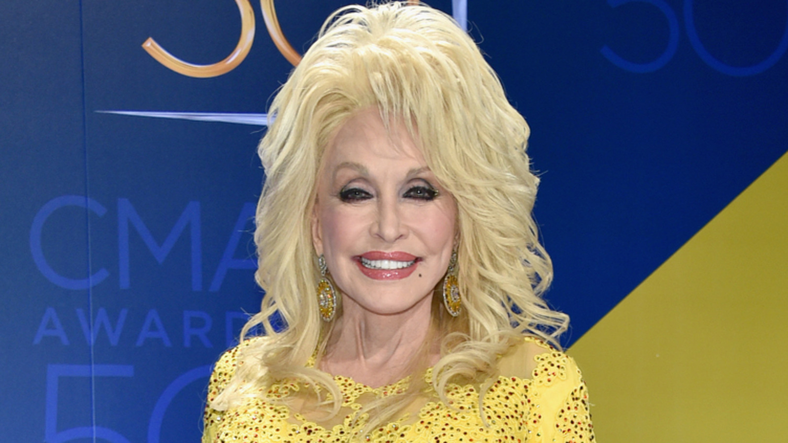Dolly Parton's Biggest Hair Moments That Had Heads Turning