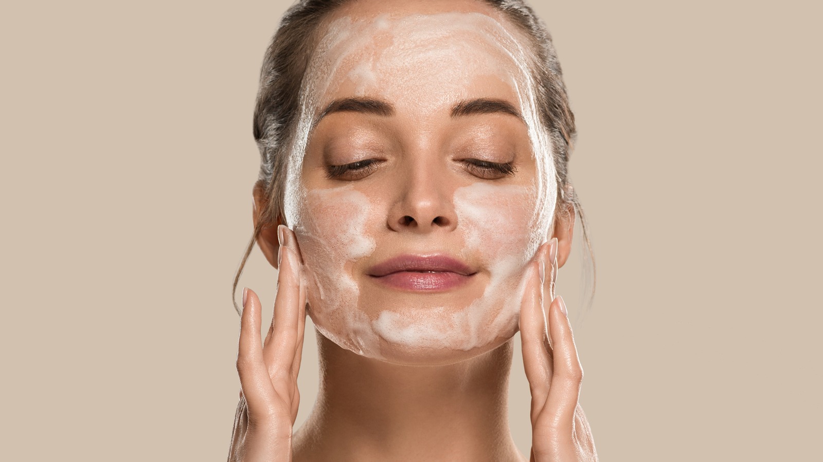 Dry Washing May Be The Key To A Deep Face Cleanse