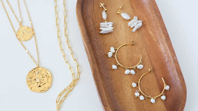 Jewelry to layer