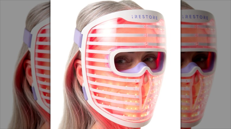 iRESTORE Illumina LED Face Mask