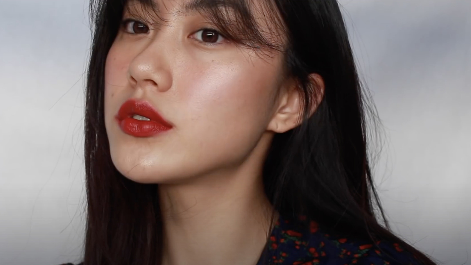 Embracing The NoMascara Makeup Trend Is Easy With Our MUA's Tips