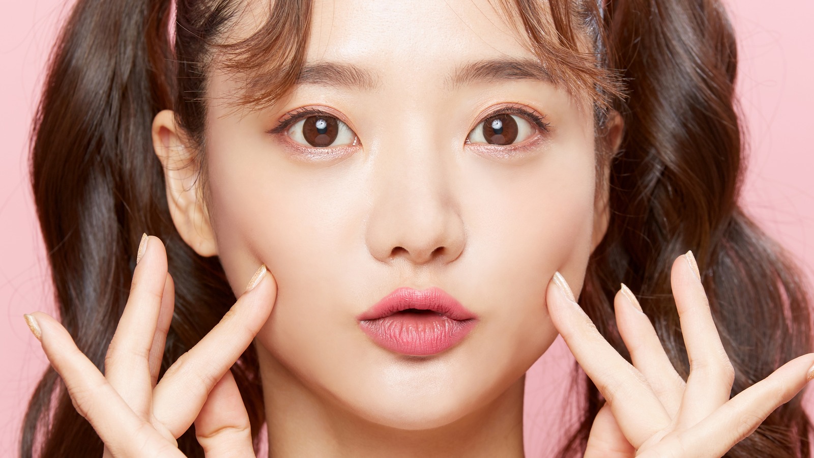 Eyeliner Is All You Need For DollLike Eyes Here's Why