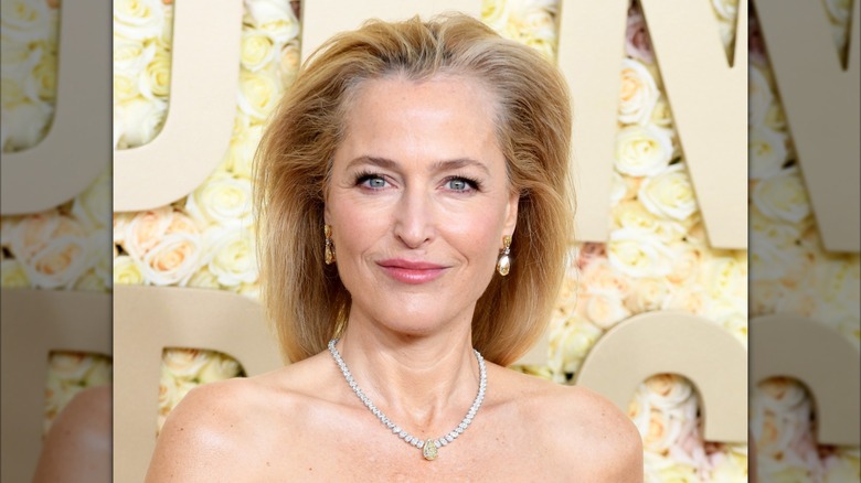 Gillian Anderson at the 2024 Golden Globes.