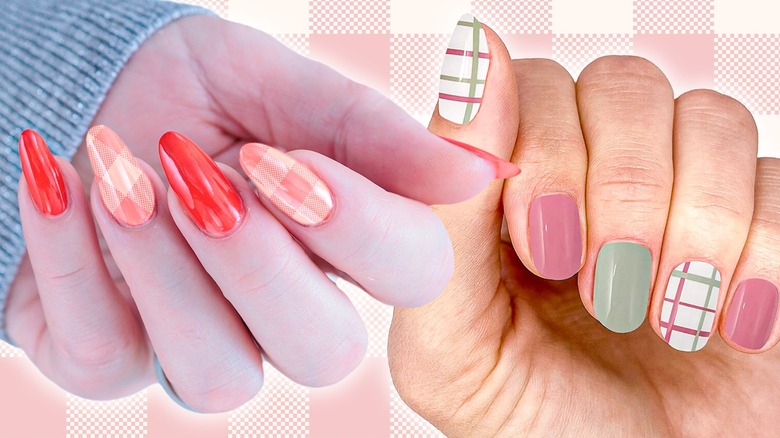 gingham nails 