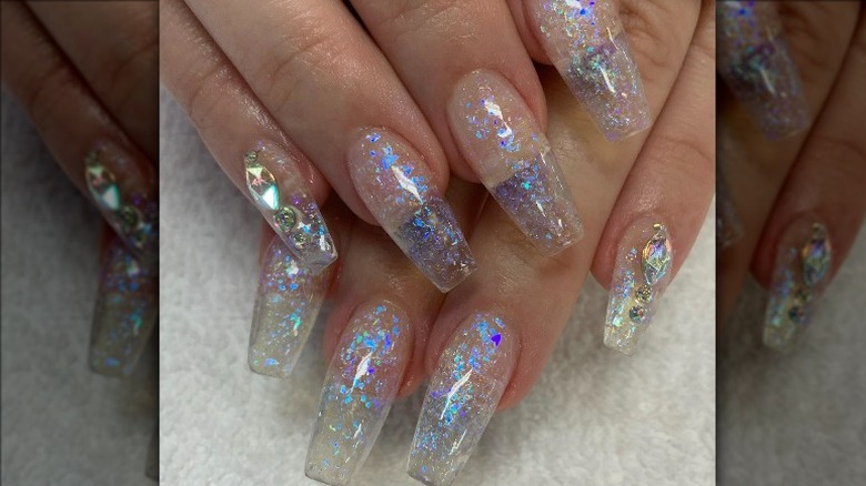 Nails #NailArt via - ReCreations & Inspirations (@vanessanailzfeatures)  on Instagram: “Beautiful glass sti… | Stiletto nails designs, Nail designs,  Bling nails