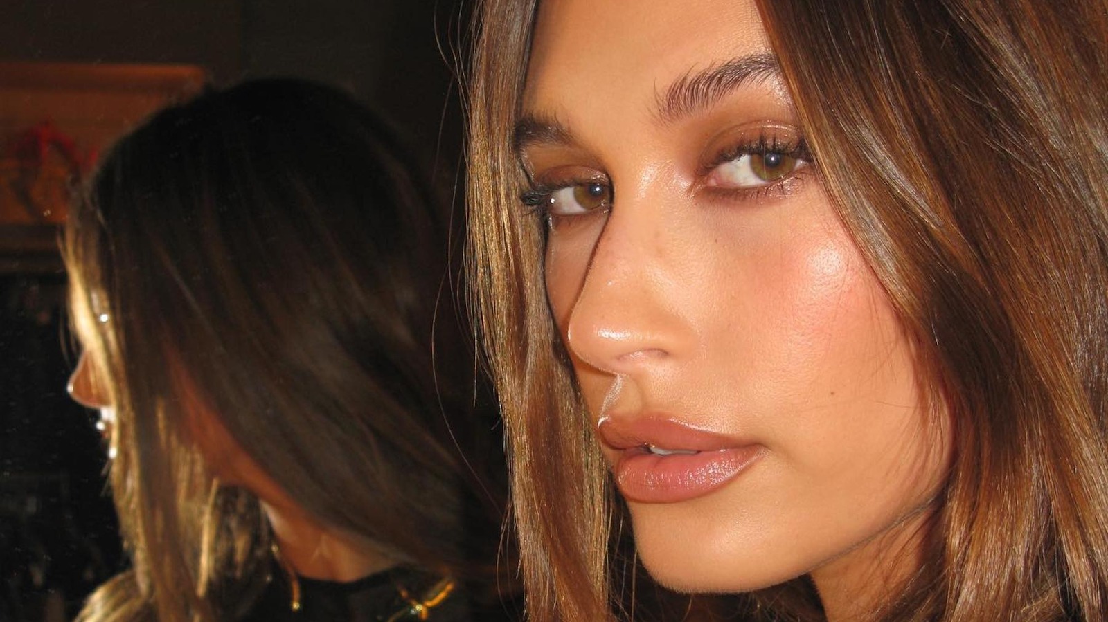 Hailey Bieber's Favorite Lip Liner Is A Classic (& It's Affordable!)