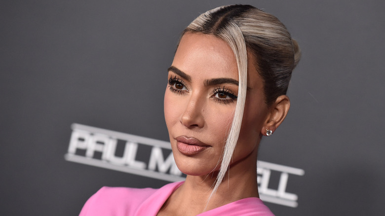 Kim Kardashian blond hair