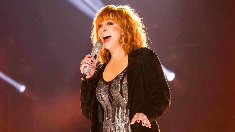 Reba McEntire performance at the 2024 ACM Awards